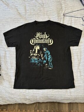 Black Short-Sleeve Graphic Crewneck T-Shirt with Gothic Print